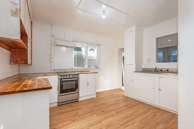 28 and 28a Hammond Street Bulls_1