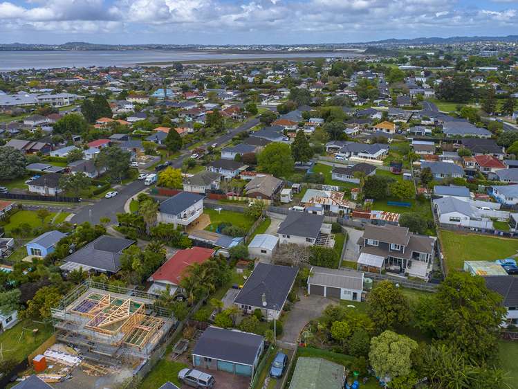 47 Waipani Road Te Atatu Peninsula_15
