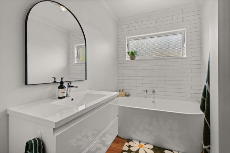 21 Sharyn Place Brookfield_8