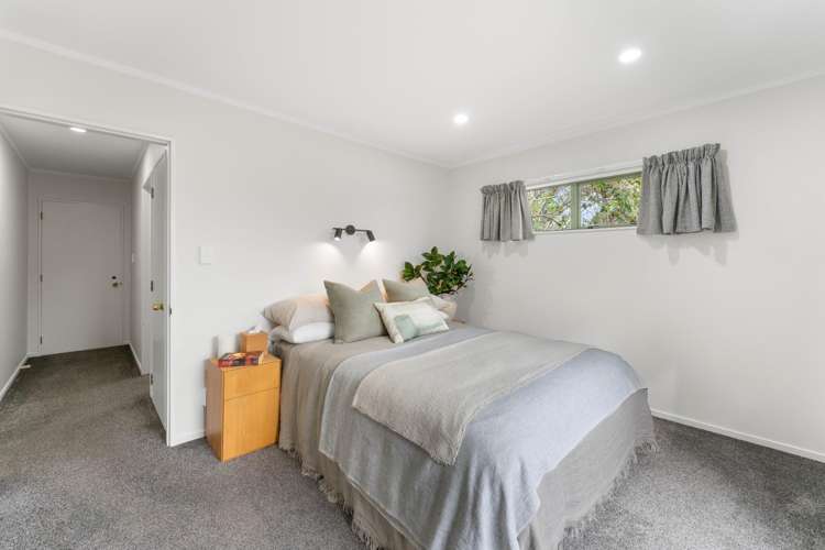 9B Ingle Avenue Waipahihi_10
