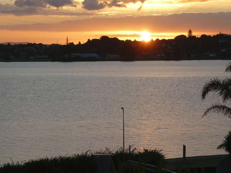 23 Bramley Drive Farm Cove_18