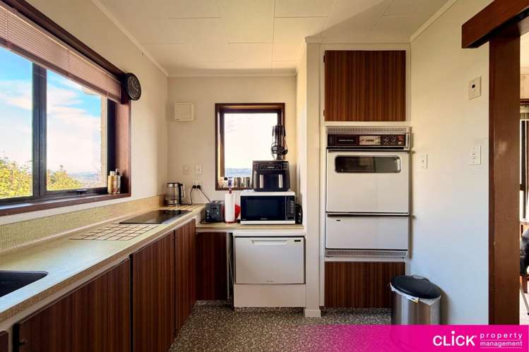 77 Highcliff Road 10255_5