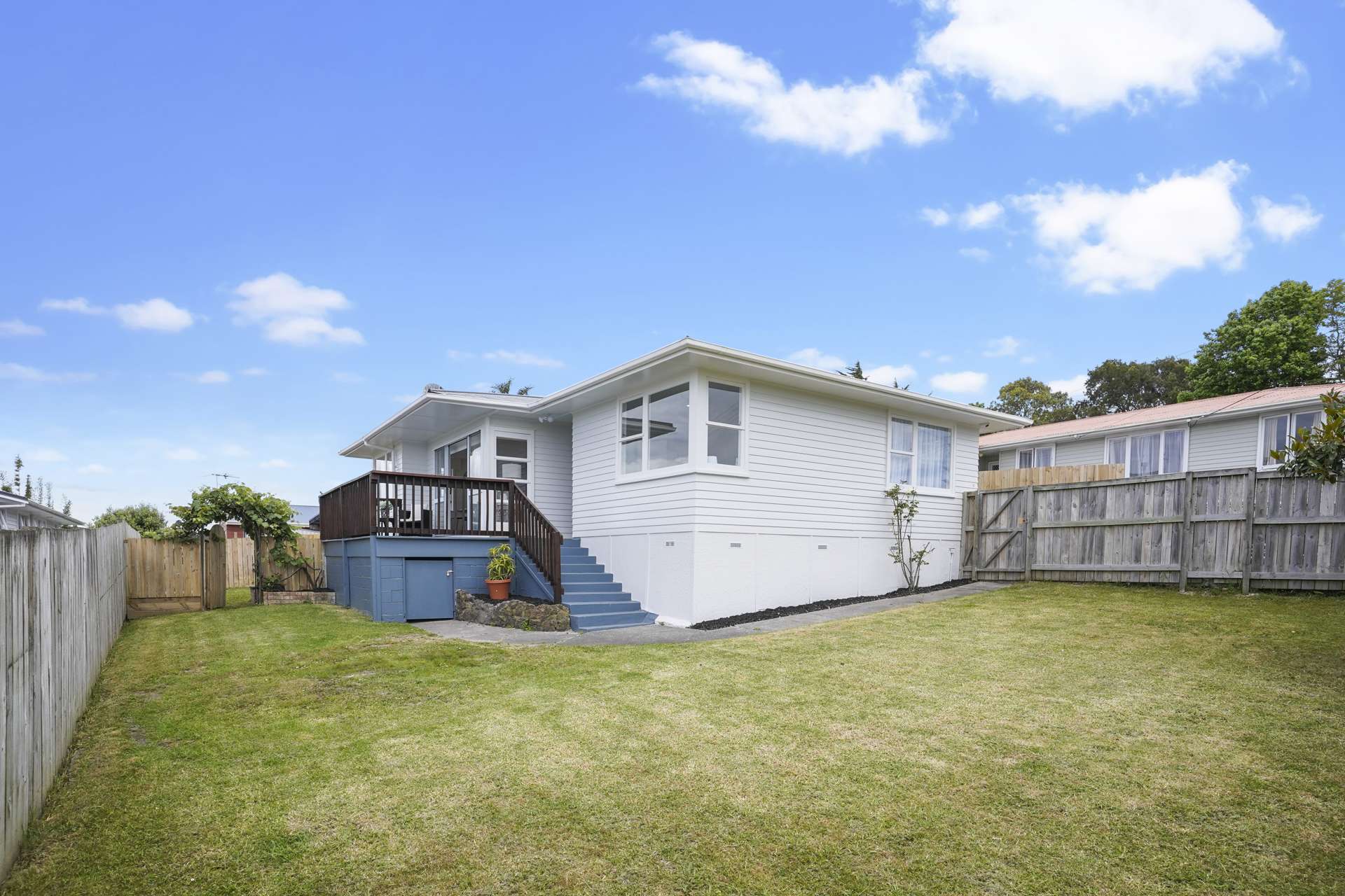 19 Fairclough Road Beach Haven_0