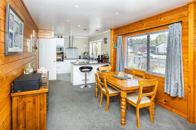 13 Cromwell Drive Fitzroy_5