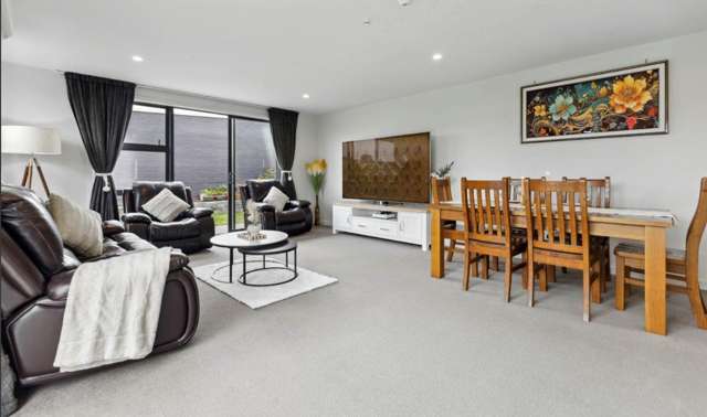 1 Regiment Road 10938_4