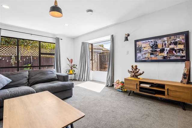 12 Dunbarton Street Redwood_3