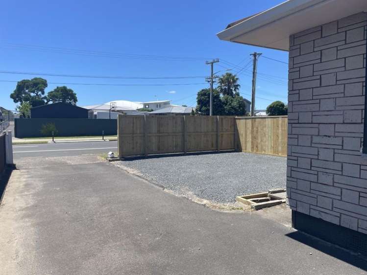 30B Links Avenue 11229_22