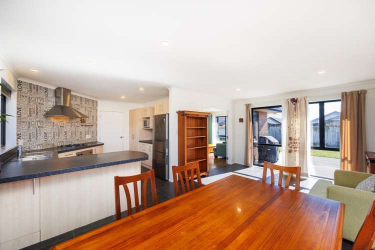 15 Orlando Way Kelvin Grove_9