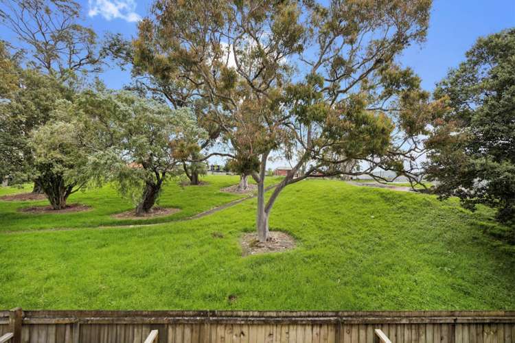 8/85 Portage Road New Lynn_12