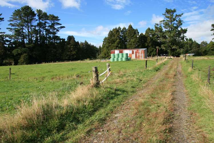 970 Pembroke Road West Stratford West_26