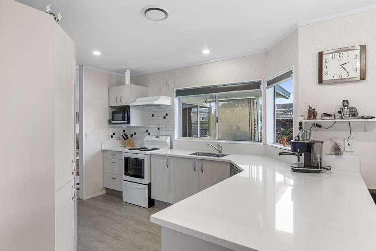 64 Sunnyhills Avenue Glenview_7