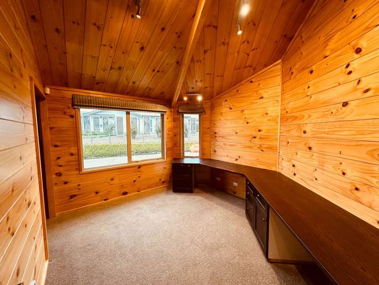 12 Mahoe Glade Patumahoe_11