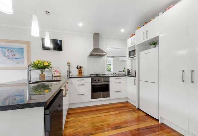 6 Woodford Avenue Henderson_3