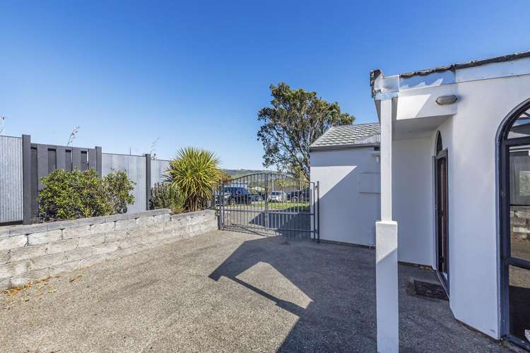 27 Eskdale Road Papakowhai_25