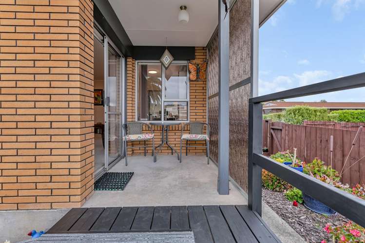 2/16 Cypress Gardens Place Onerahi_6