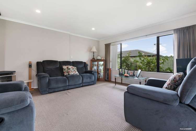 17 Lothian Brae Wattle Downs_4