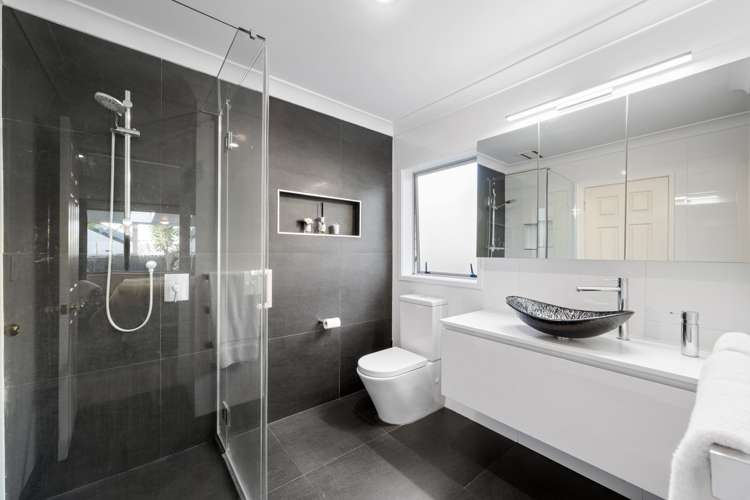 15 Burnaston Court Dannemora_17