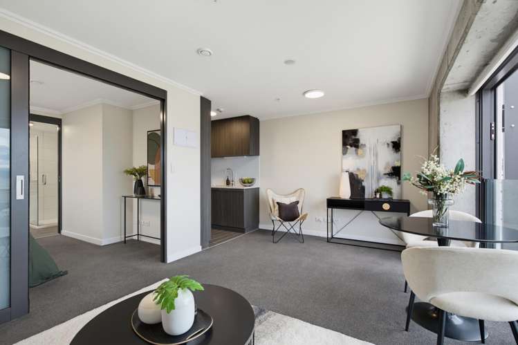 1101/111 Molesworth Street Thorndon_3
