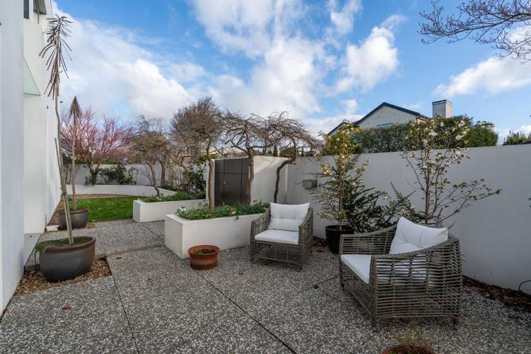 14 Stirling Street Merivale_13