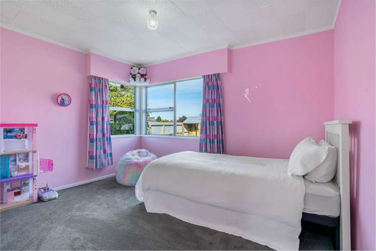 24 Great North Road Winton_8