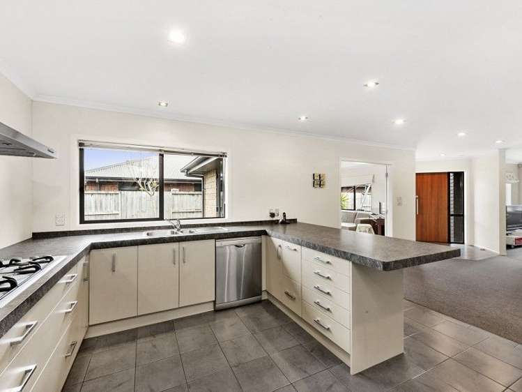 51 Moonlight Drive Rototuna North_5