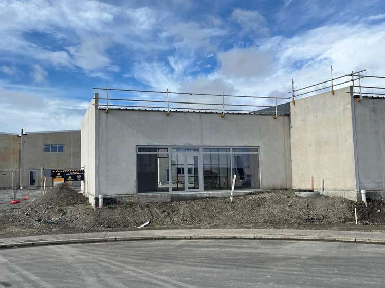 1/8 Lake Bryndwr Lane_0