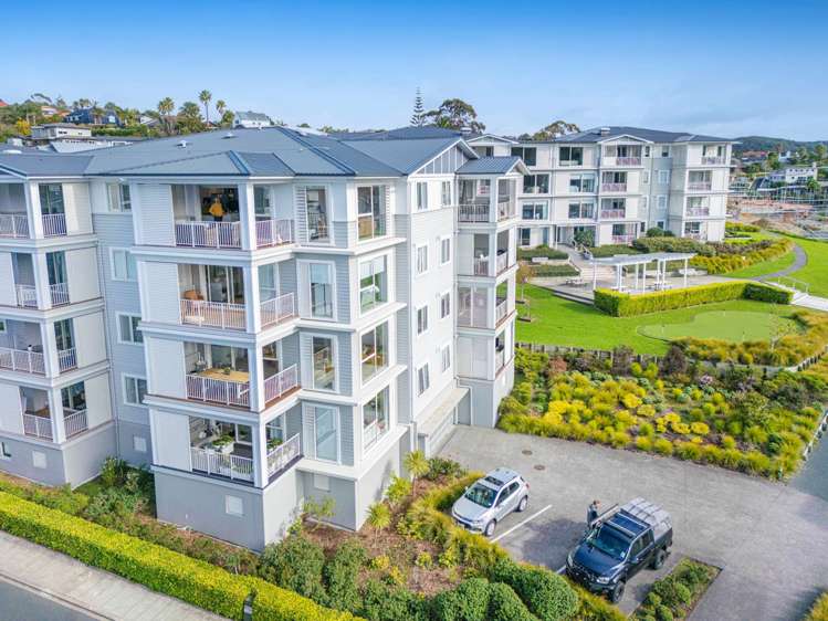 119 Panorama Heights Orewa_16