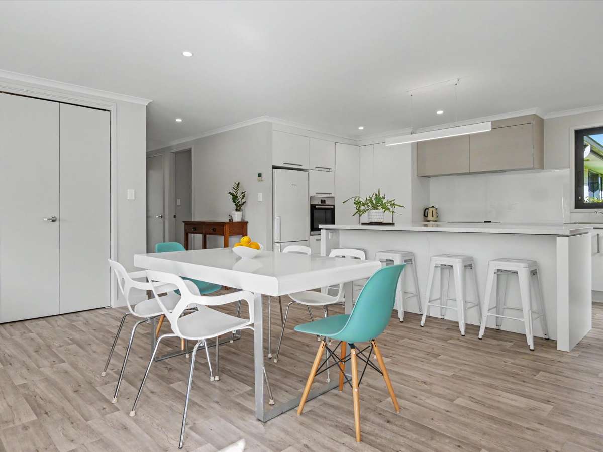 640 Esdaile Road_3