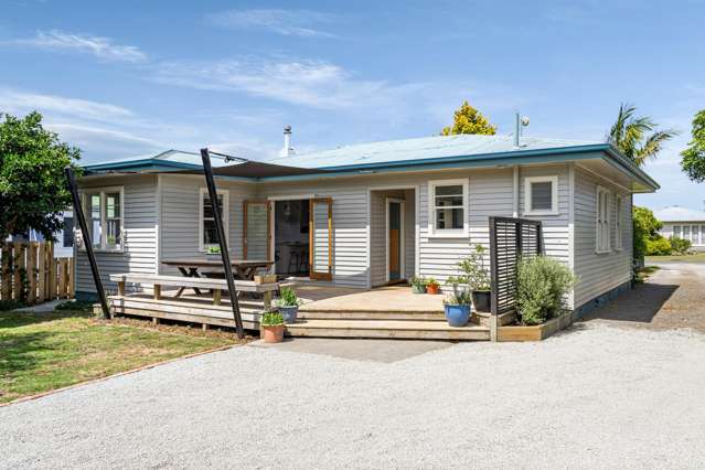 Charm, convenience & comfort