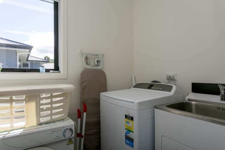 24 Tawa Street Hilltop_19