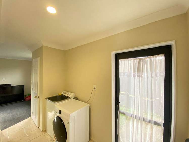 17A Capistrano Mews Goodwood Heights_8