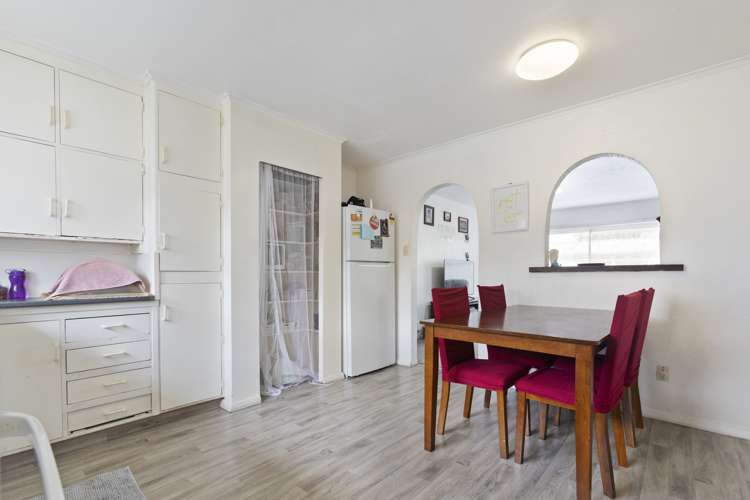 68 Sutton Crescent Papakura_6