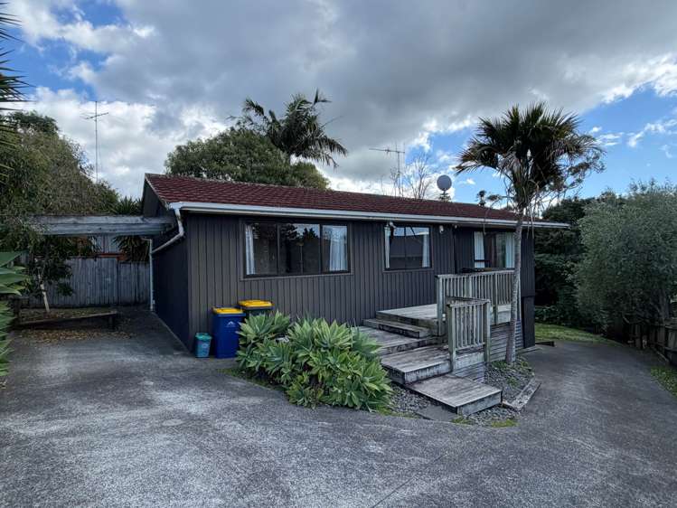 24 Nutsey Avenue_0