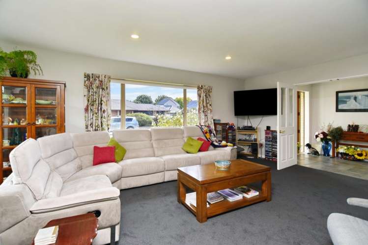 44 Panckhurst Drive Woodend_3