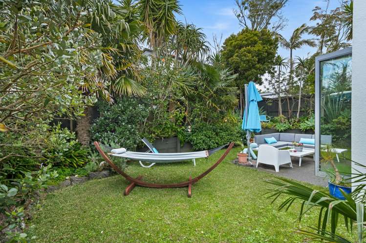 7 Merani Street Narrow Neck_10