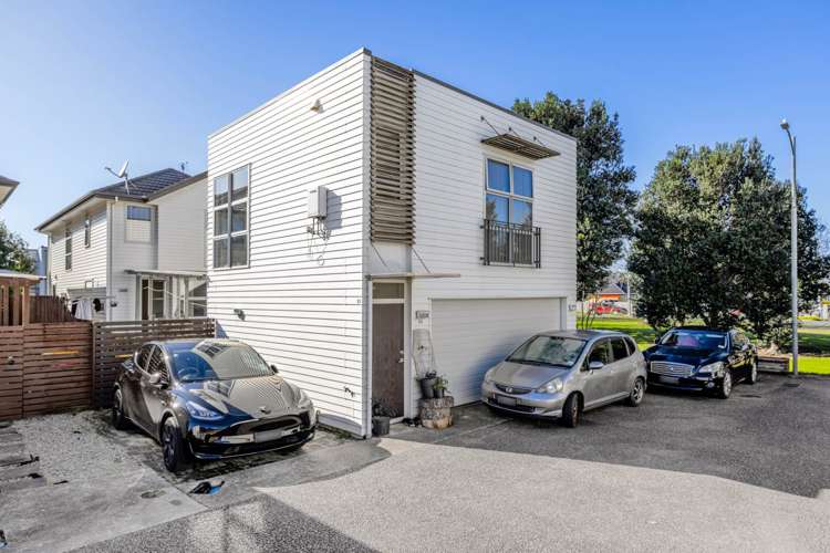 13 Phar Lap Crescent Takanini_13