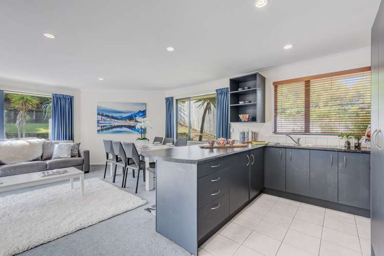 22 Toomer Place Beachlands_2