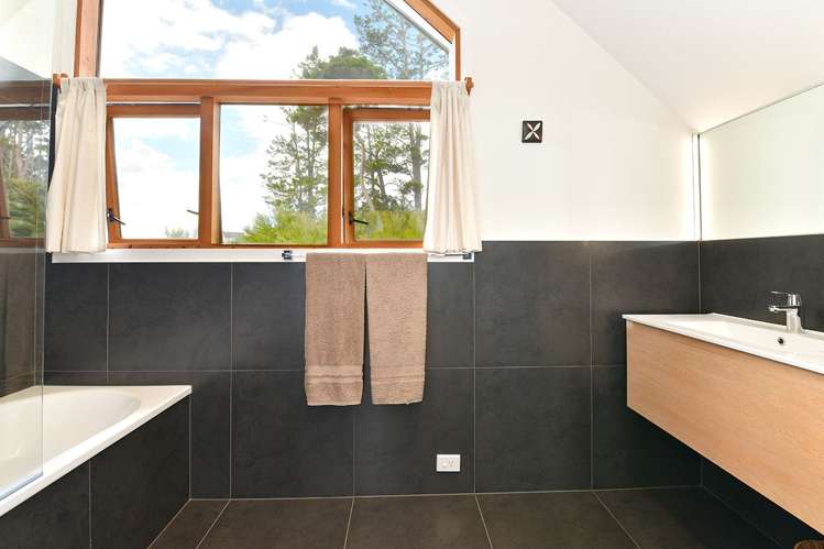 163d West Road Kaukapakapa_14