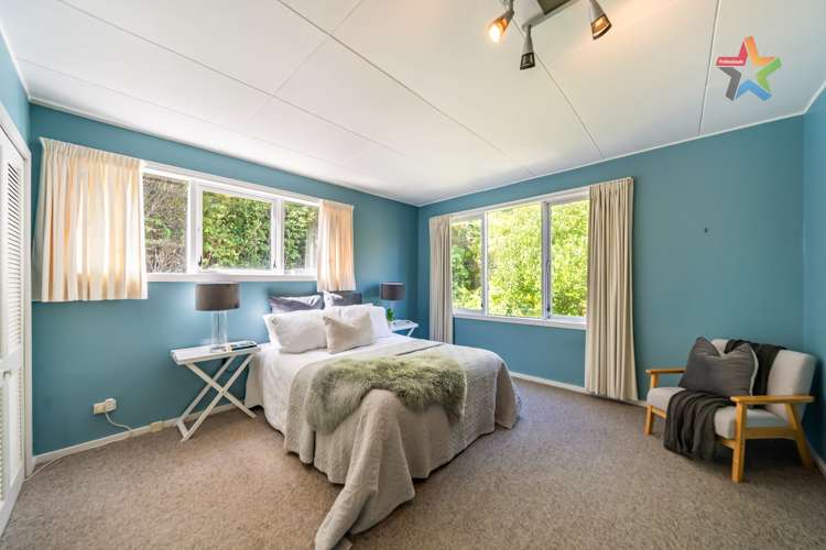 12 Whiorau Grove Lowry Bay_20