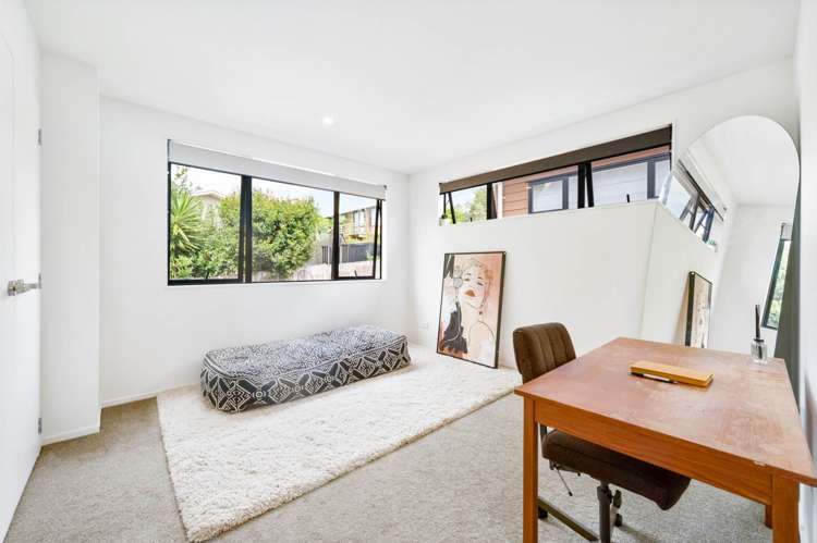 62 Seafarer Crescent Stanmore Bay_17