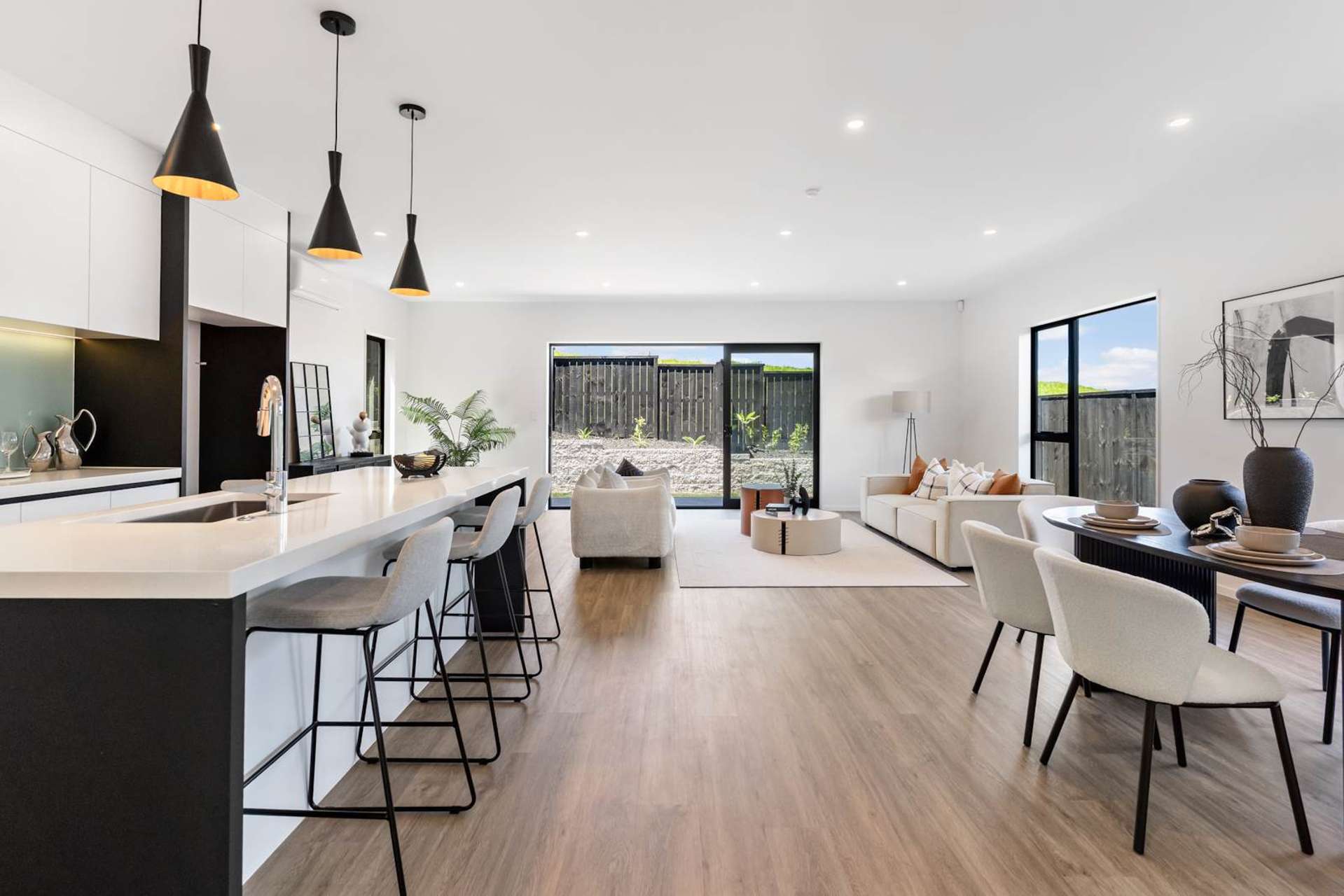 92 Huanui Drive Orewa_0