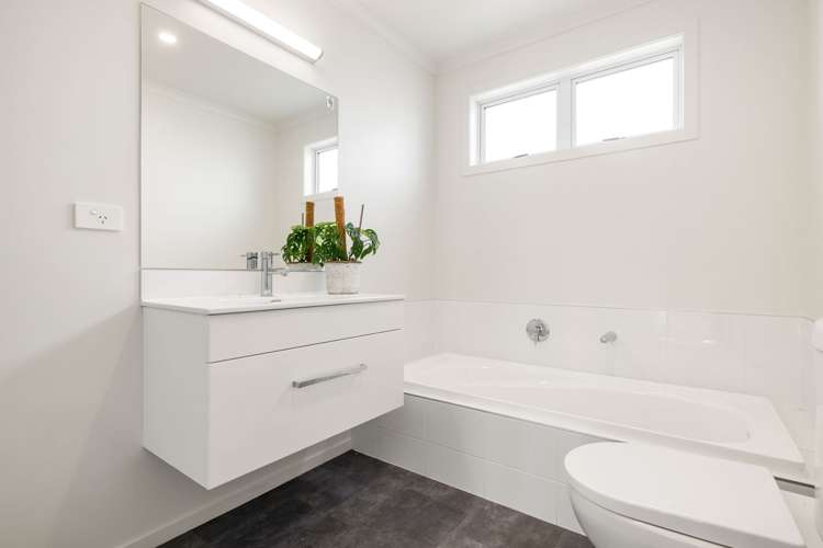 49 Trewern Avenue Chartwell_16