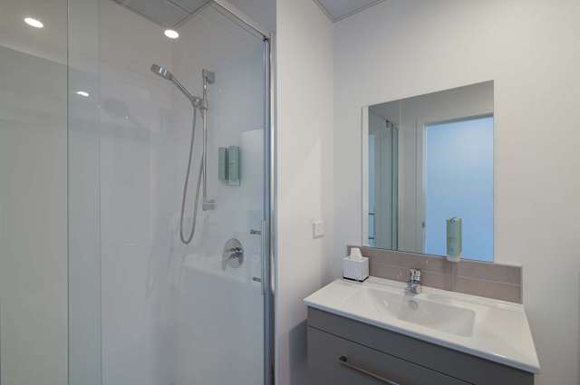 402/24 Frankton Road Queenstown_1
