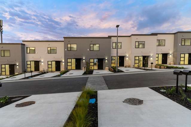 27 Awhi Lane Massey_1