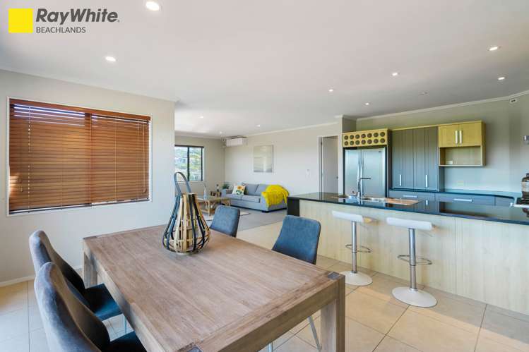 35 Pine Harbour Parade Beachlands_19