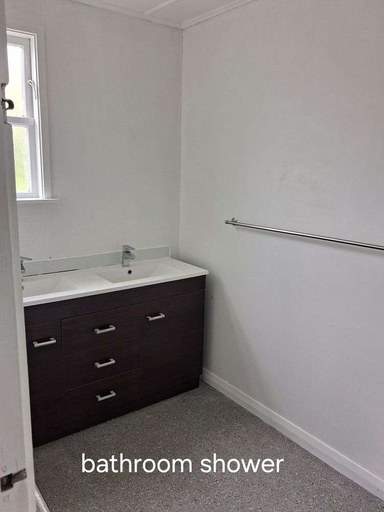 80 Arahura Crescent Waitangirua_9