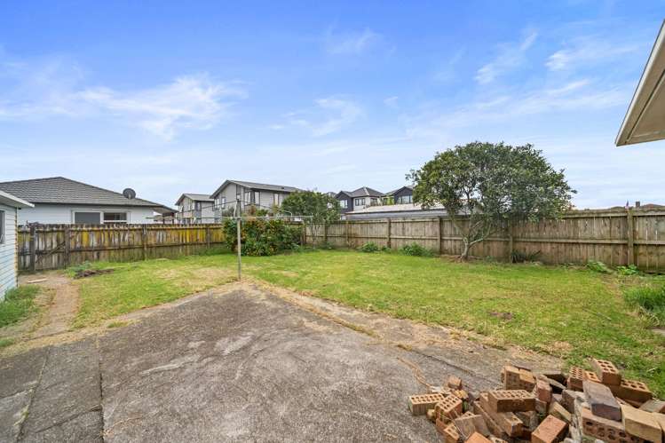 18 Courtenay Crescent Mangere East_14