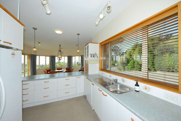 184 Huntsbury Avenue Huntsbury_4