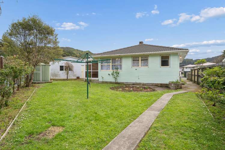 13 Kerepehi Grove Wainuiomata_12