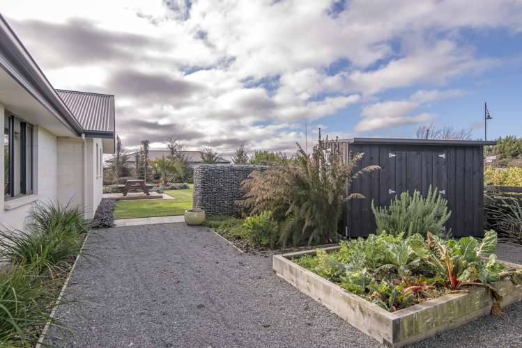 2 Stables Drive Lincoln_21